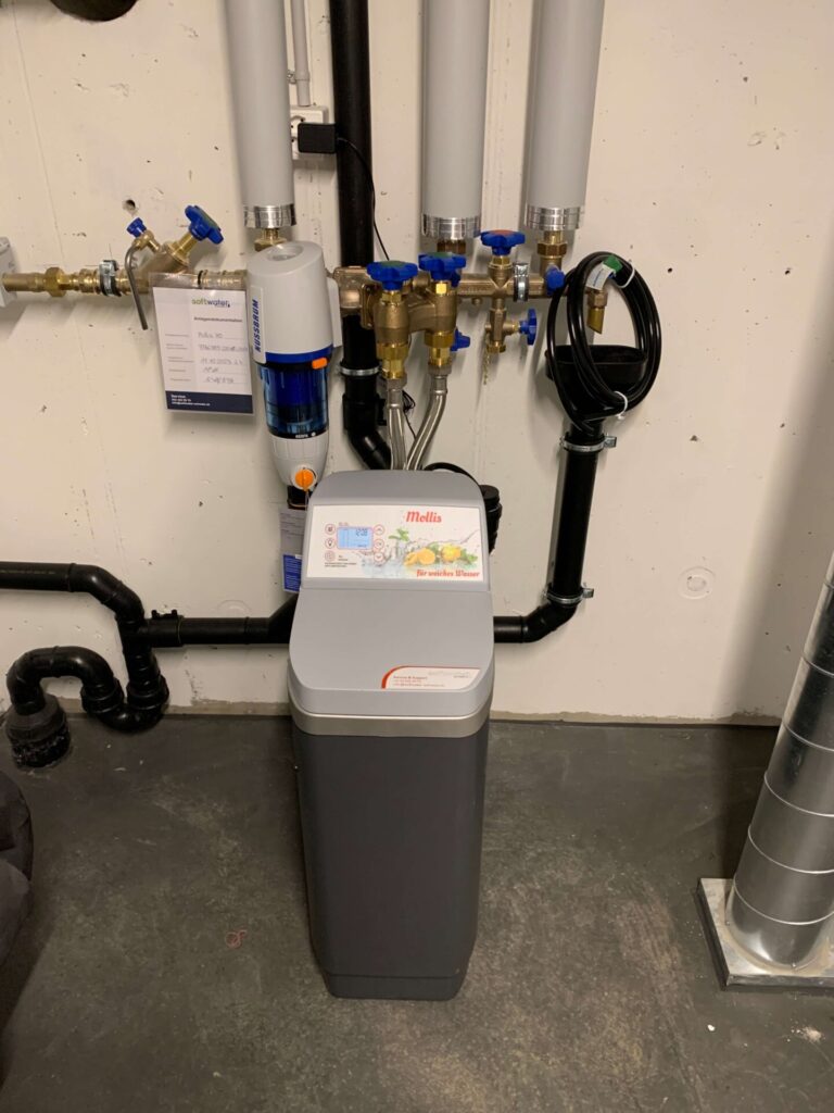 Installation Entkalkungsanlagen - Saniburki GmbH - Lupfig | Sanitär, Heizung, Haushaltsgeräte, Abläufe, Entkalkungsanlagen 4